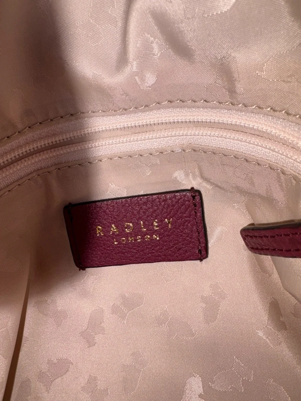 RADLEY LONDON Pebbled Leather Shoulder Bag in Deep Berry - Picture 14 of 16